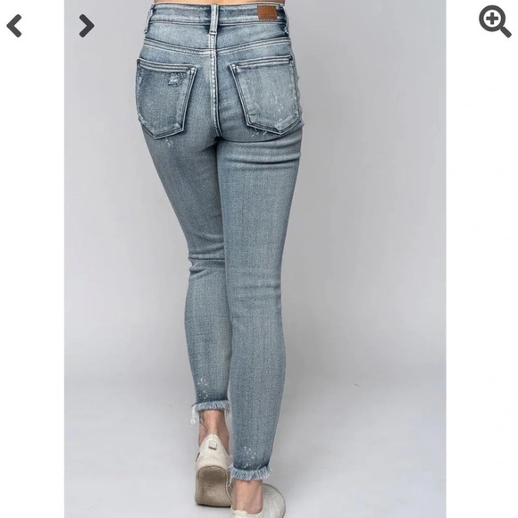Judy Blue Bleach Destroyed Splash High Waist Jeans Skinny Fit Size 15/32 - Picture 3 of 10